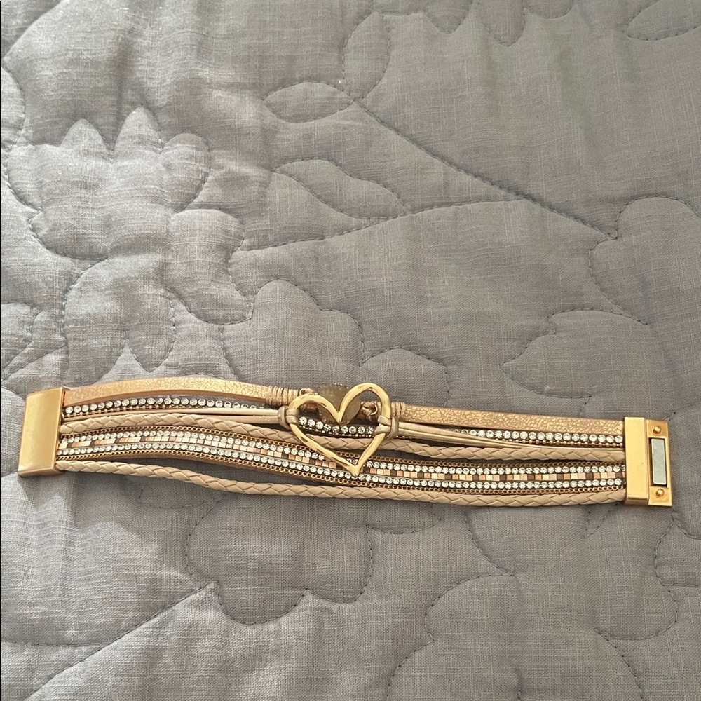 Gold Heart Charm Bracelet